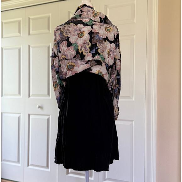 Anthropologie Tiered V Neck Floral Dress Balloon
Sleeves excellent Size XL Flowy - Picture 5 of 9
